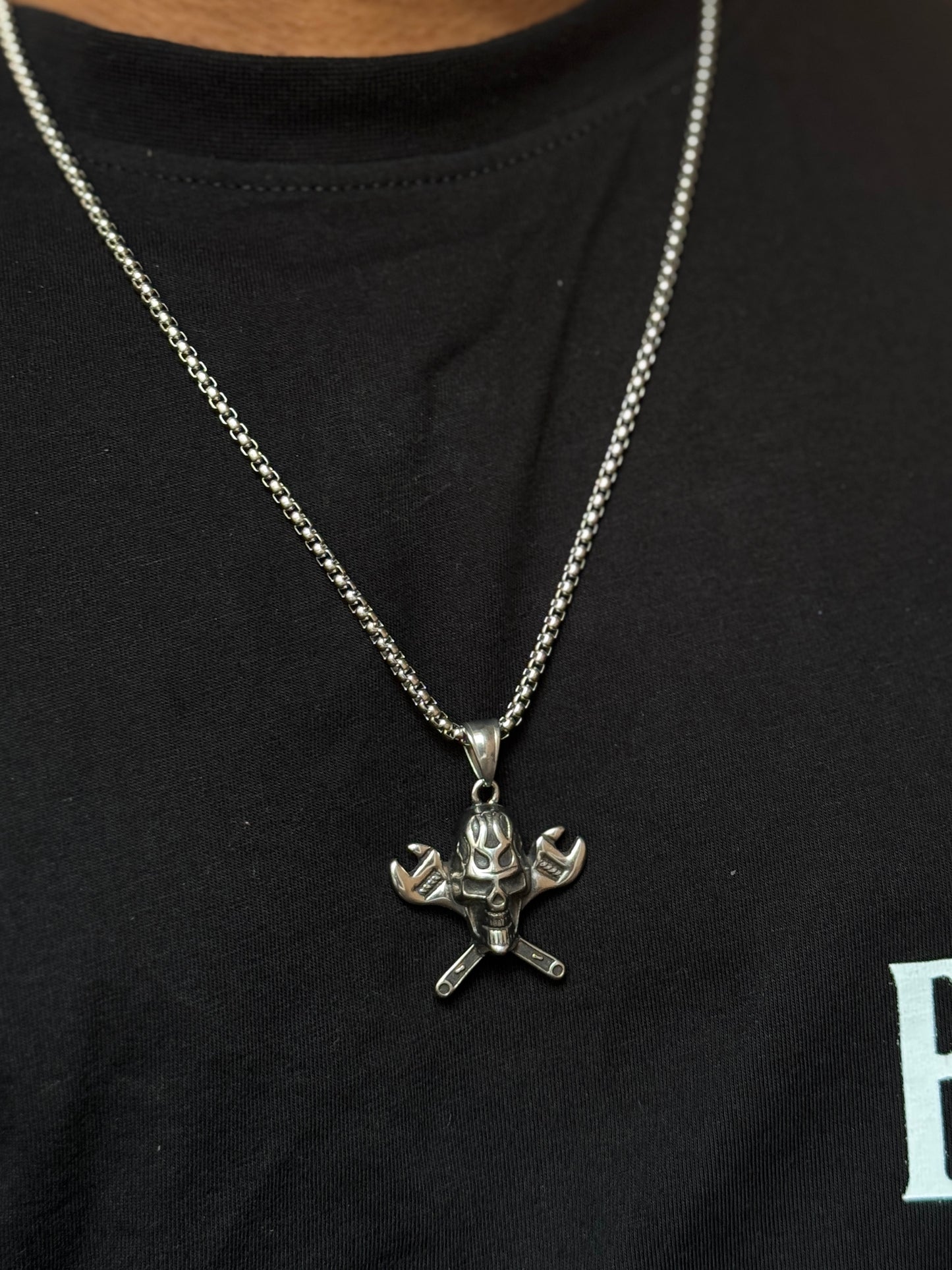 Skull stainless steel necklace