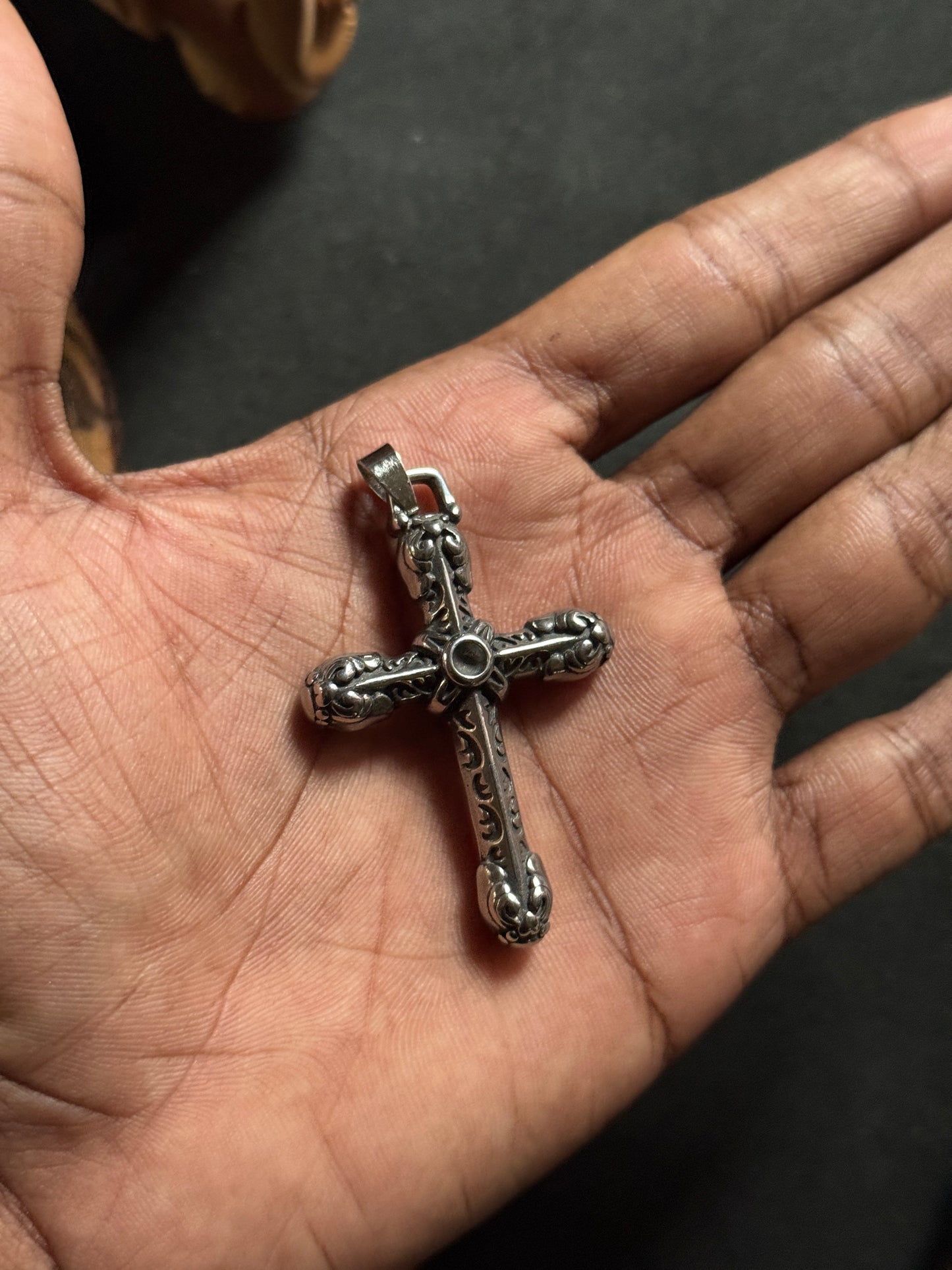 Big cross stainless steel pendant with hook