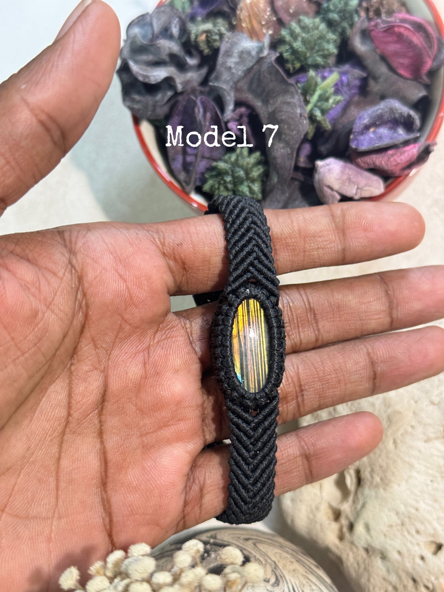 Labradorite stone macramé adjustable bracelet