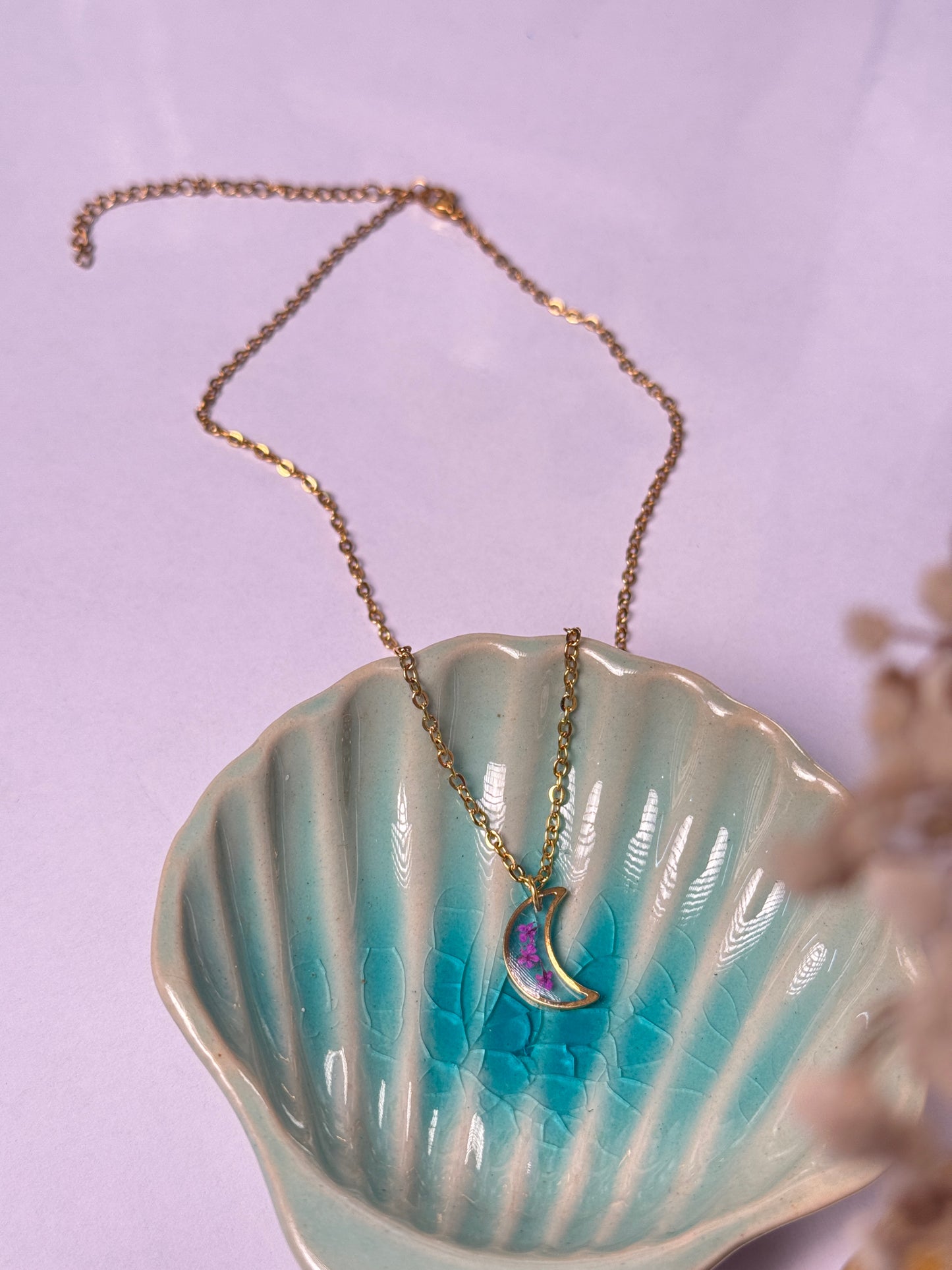 Queen annes lace moon shape 18k gold plated necklace