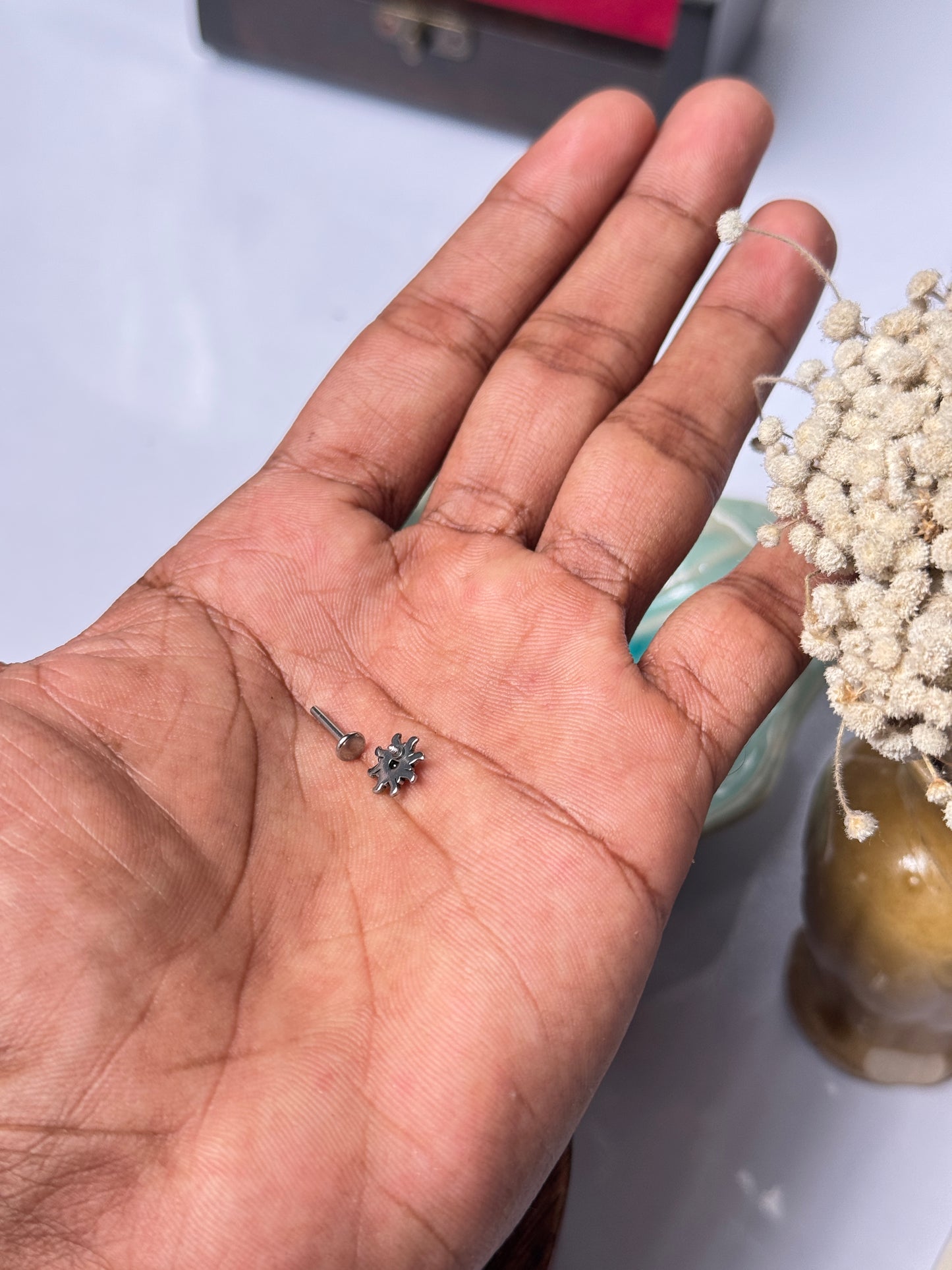 Green Radiance Sun Stud