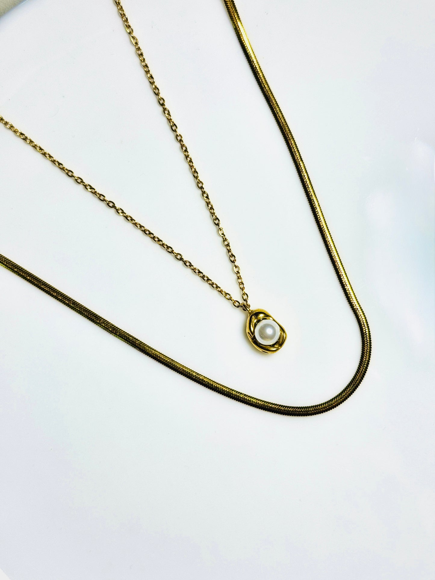 Double layer necklace / pearl necklace plus snake chain combo in