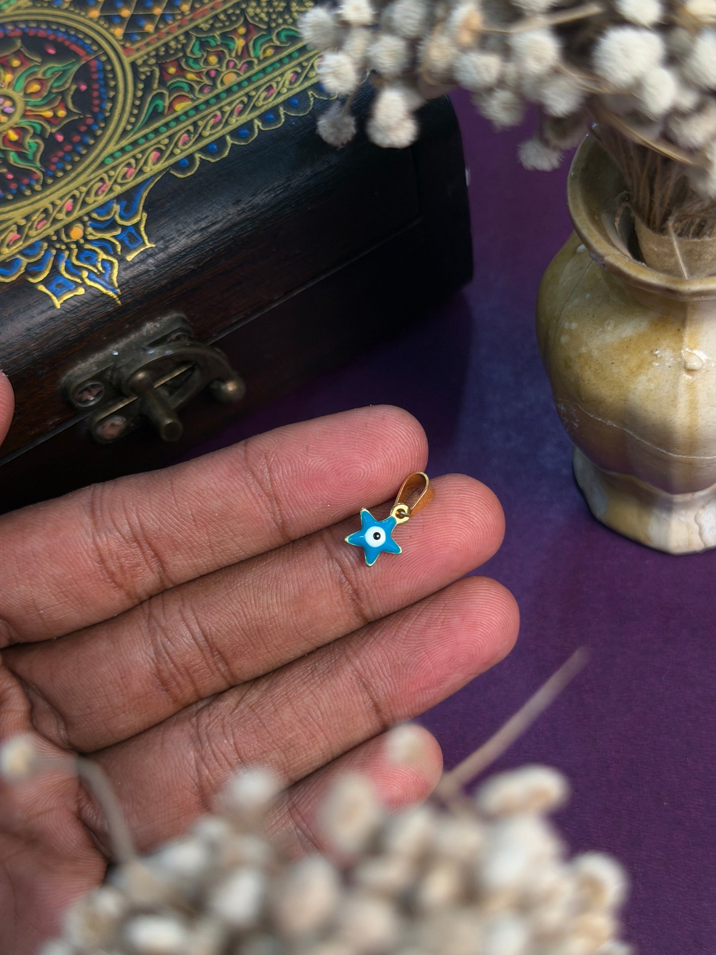 Tiny star evil eye blue pendant with hook