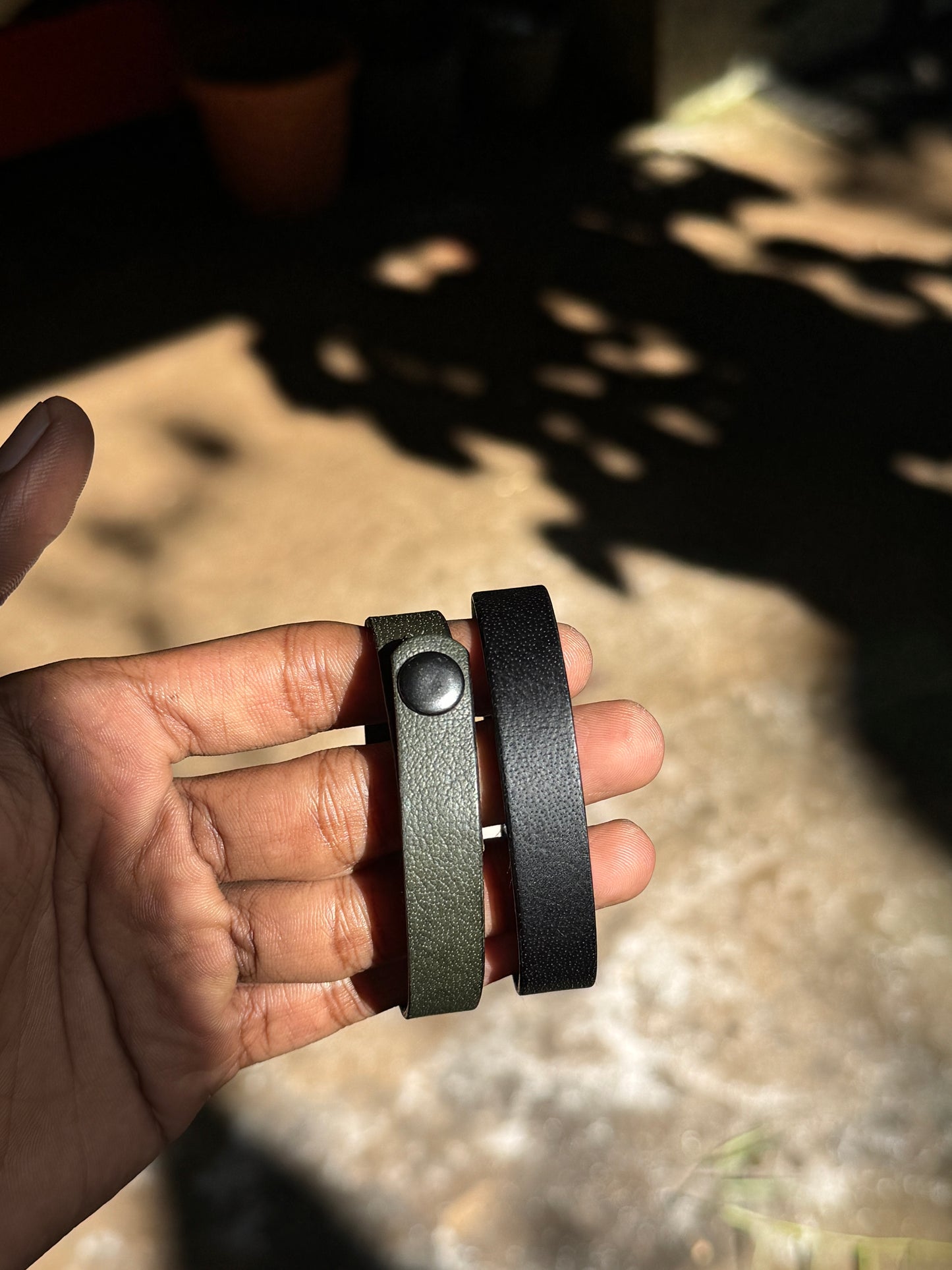 Leather adjusable bracelet
