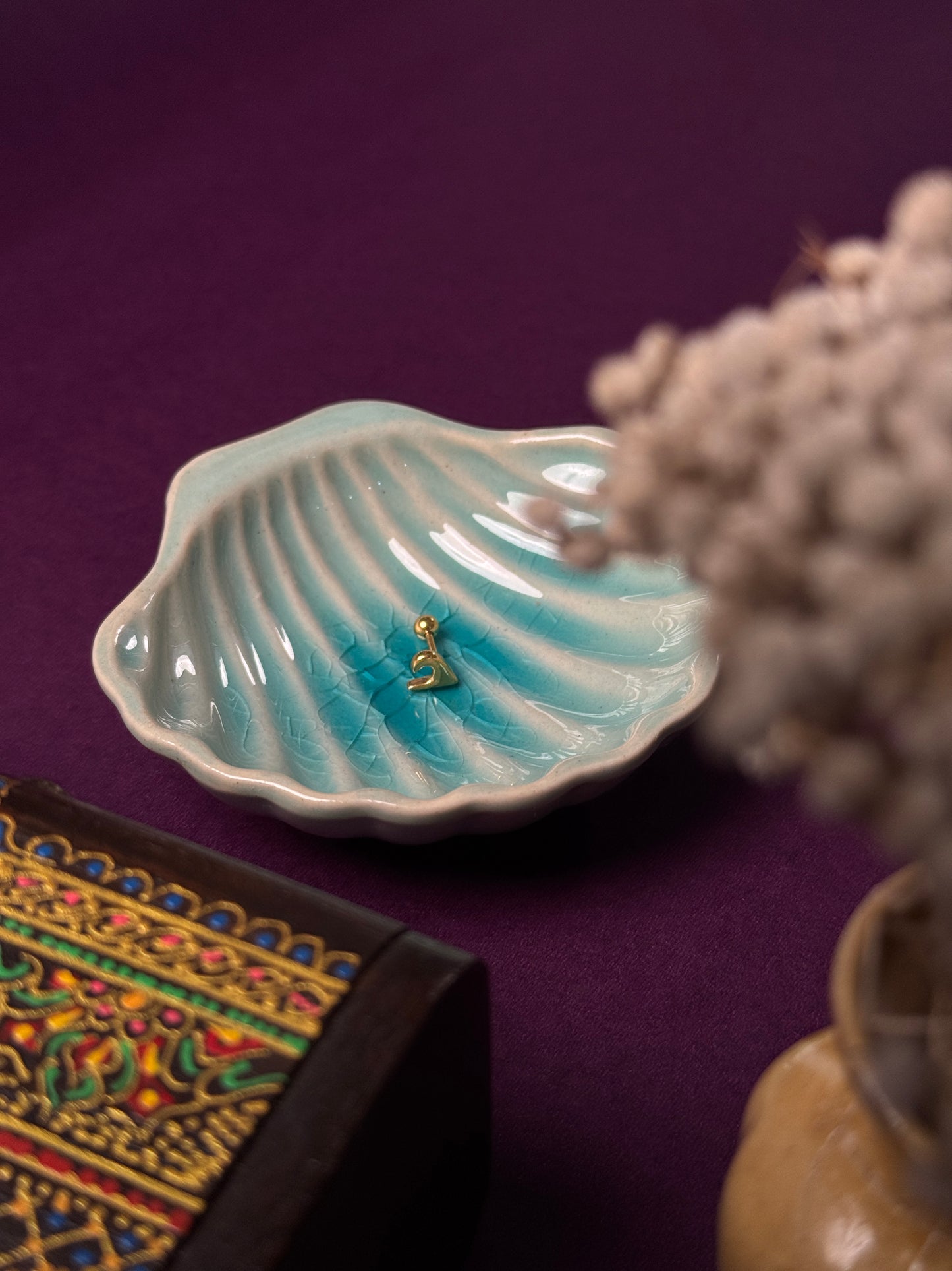 Wave 18k gold plated minimal stud