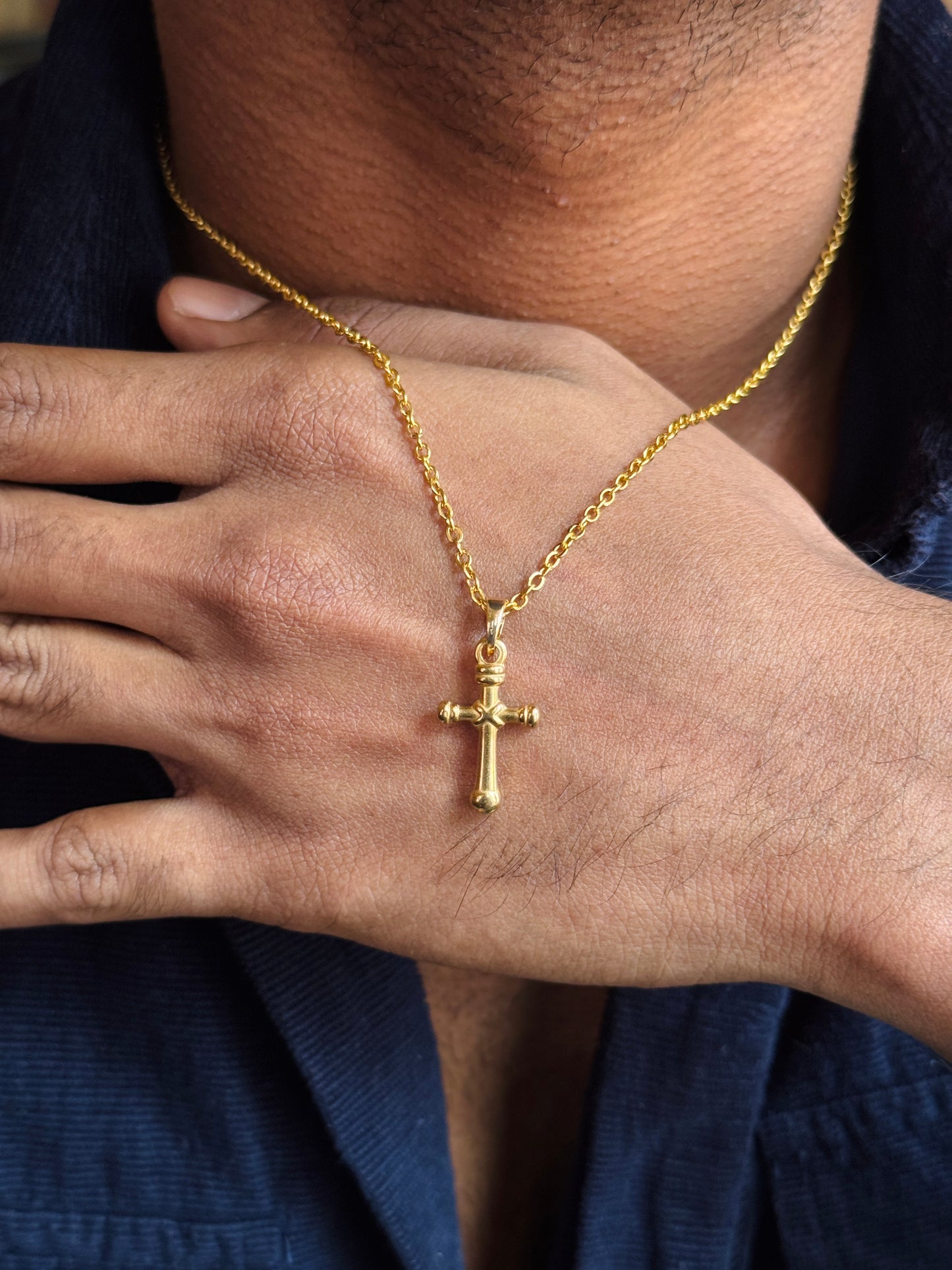 Cross minimal golden necklace 18k gold-plated
