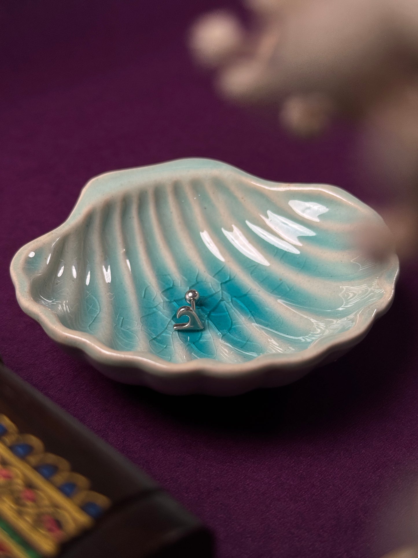 Wave Stainless Steel minimal stud