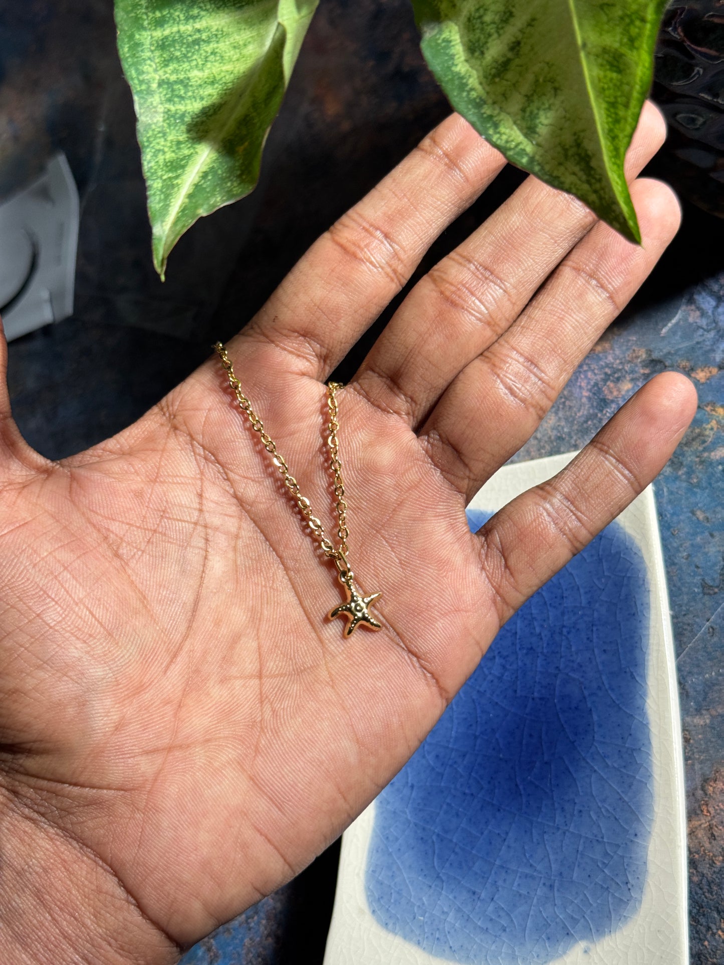 Starfish adjustable 18k gold plated necklace