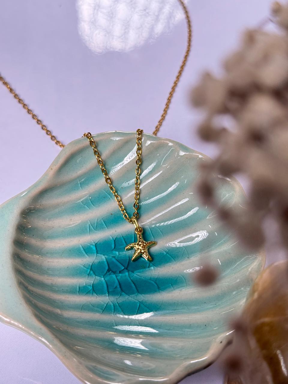 starfish small 18k gold plated stainless steel necklace