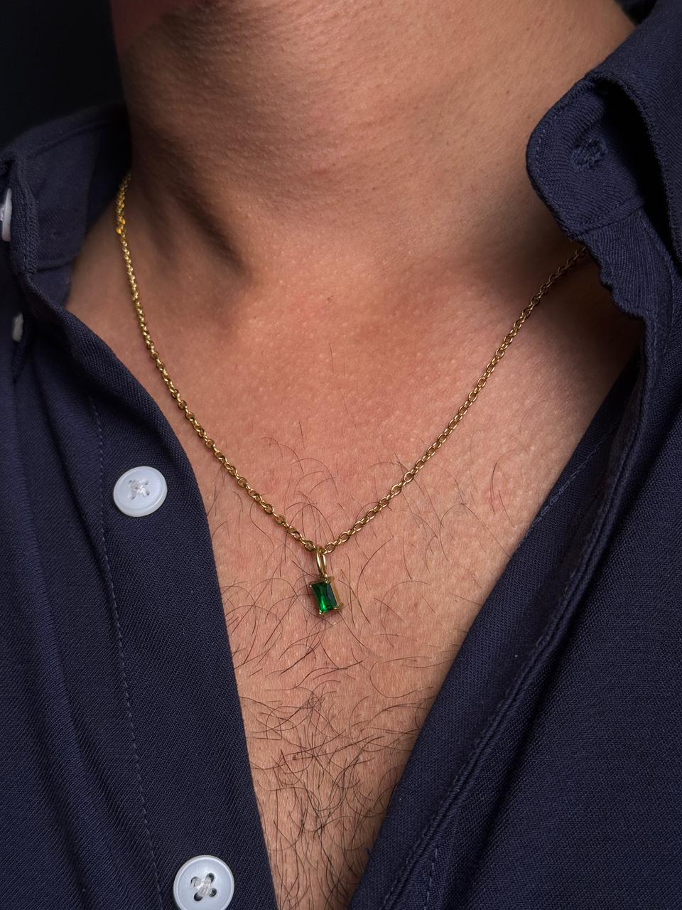small emerald stone 18k gold plated necklace