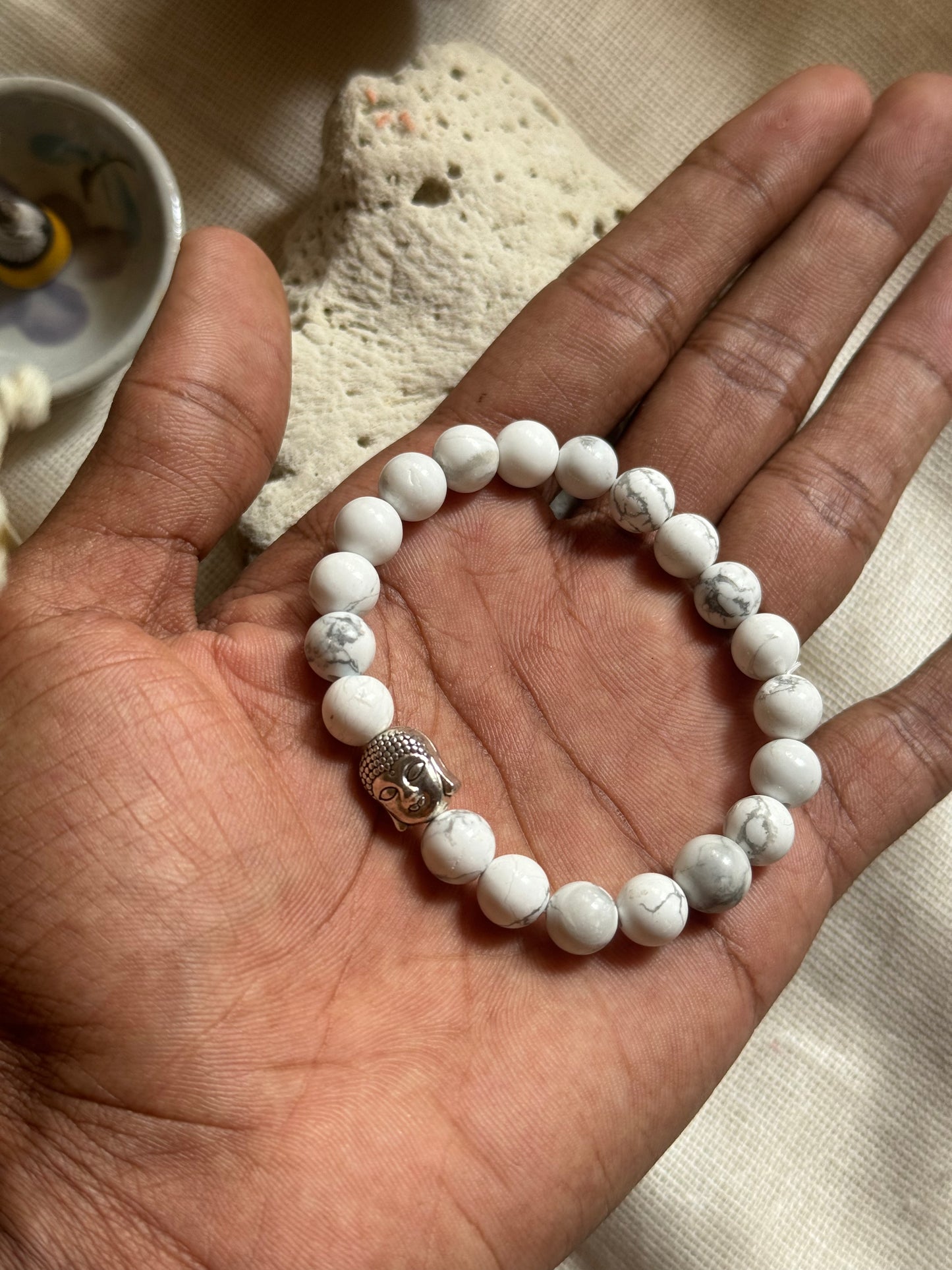 Howlite natural stone bracelet