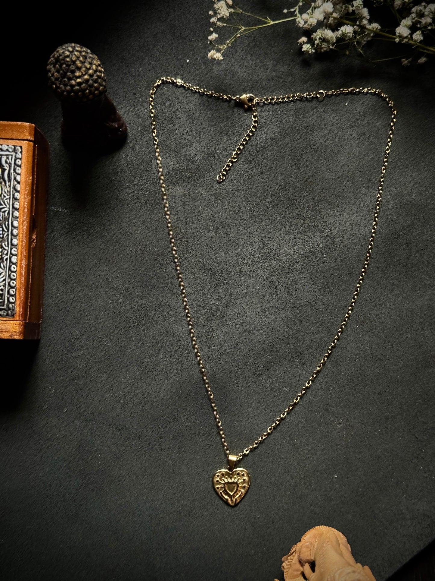 love shape 18k gold plated necklace