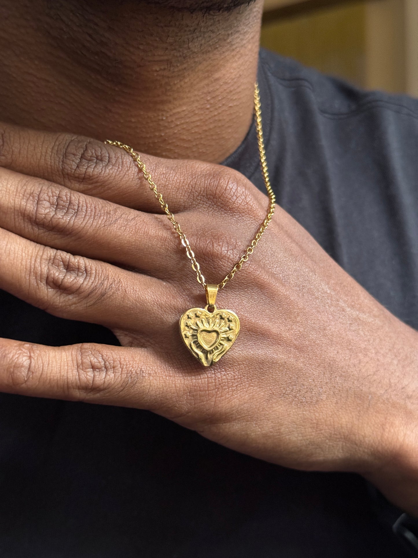 love shape 18k gold plated necklace