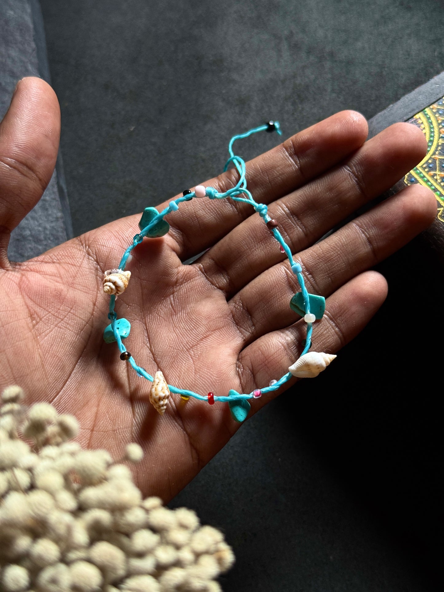 Macramé shell blue anklet
