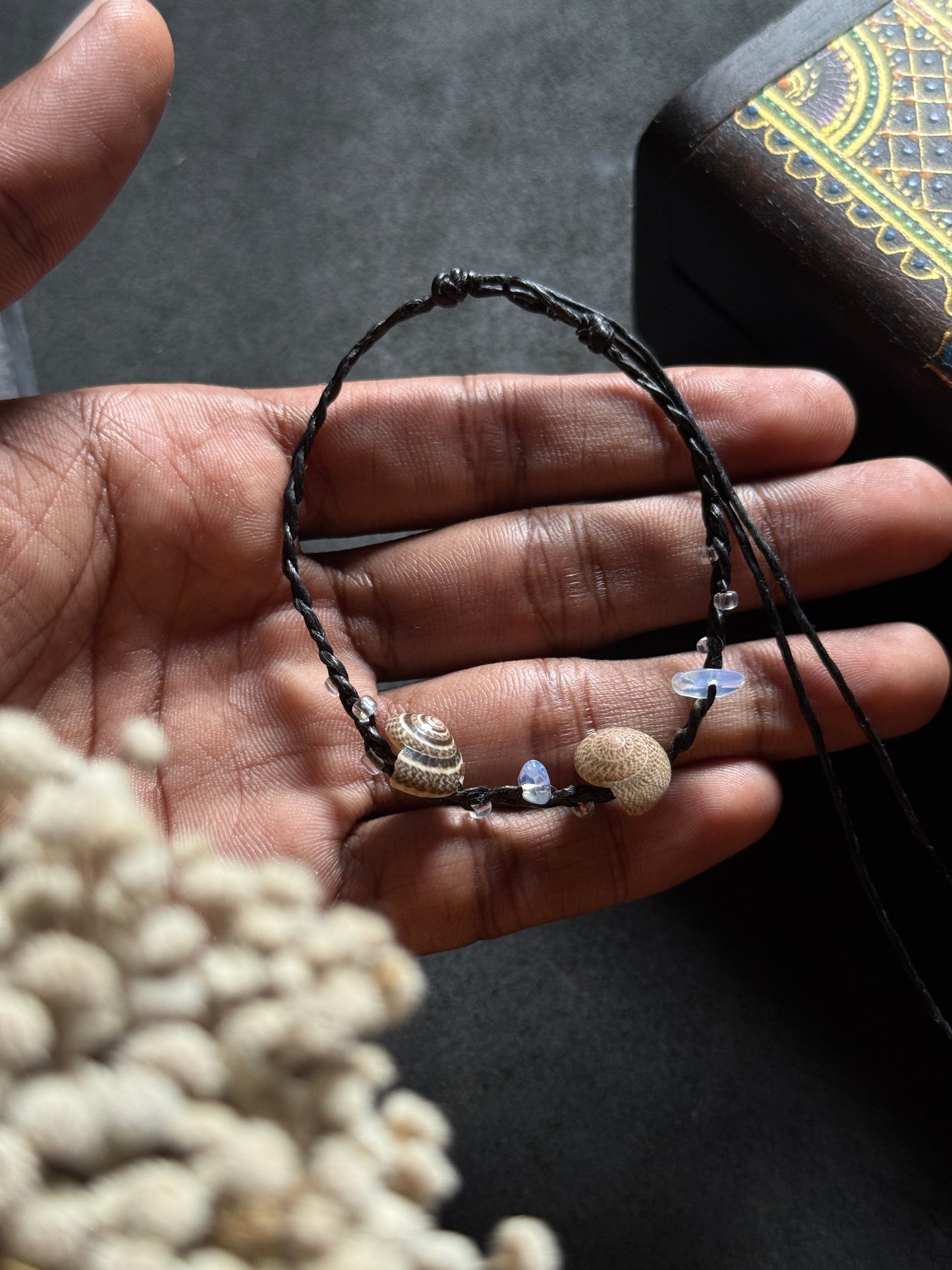 Macramé shell black anklet with white stone