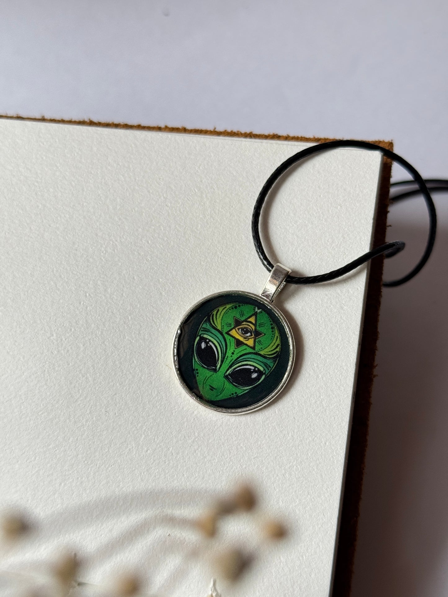 Green alien resin necklace