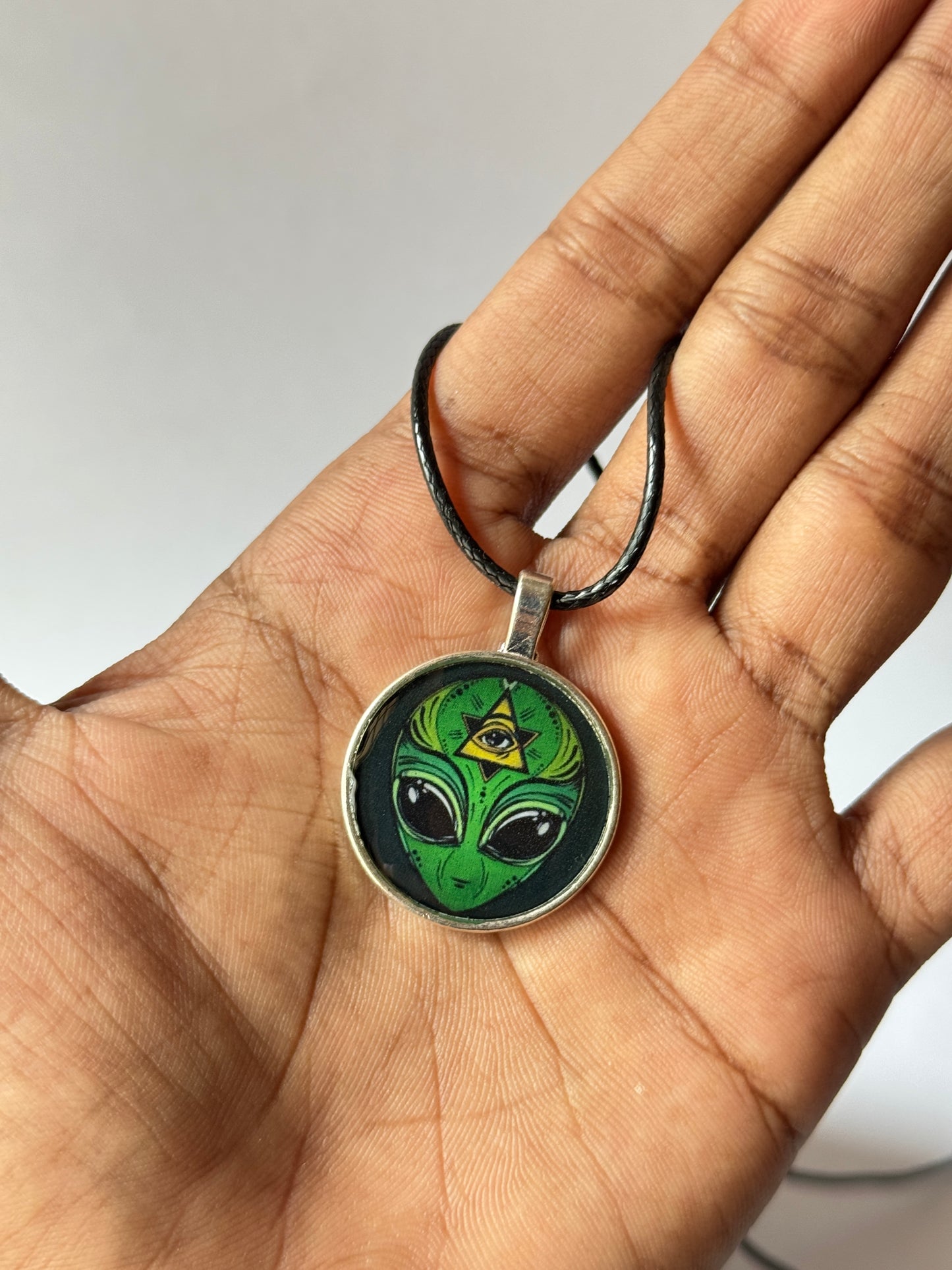 Green alien resin necklace