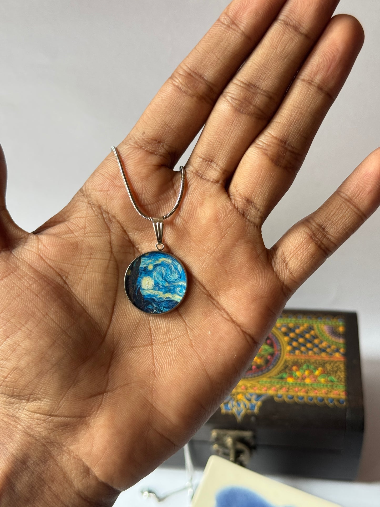 Starry night resin necklace in 1.2 ss