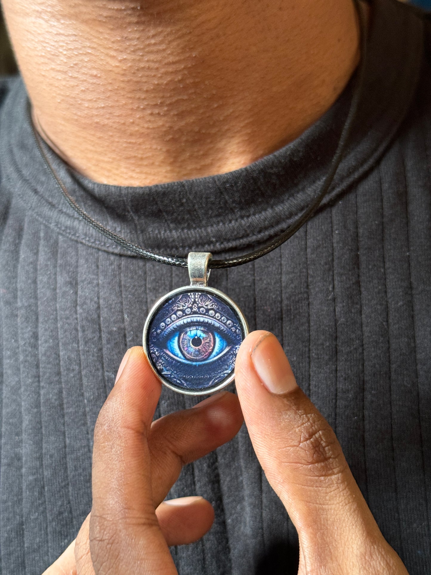 Blue dragon eye resin necklace