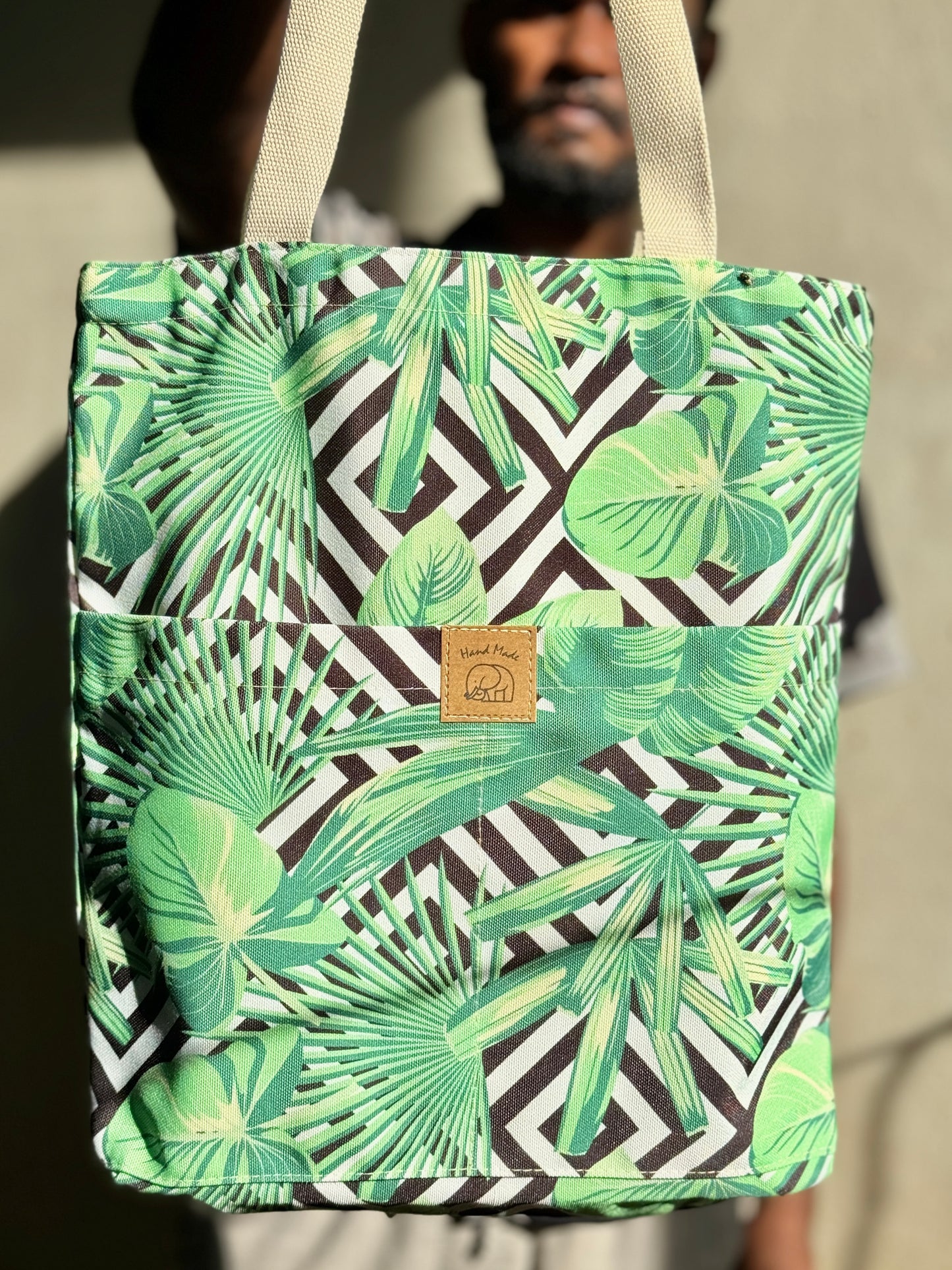 Green floral tote bag (A)