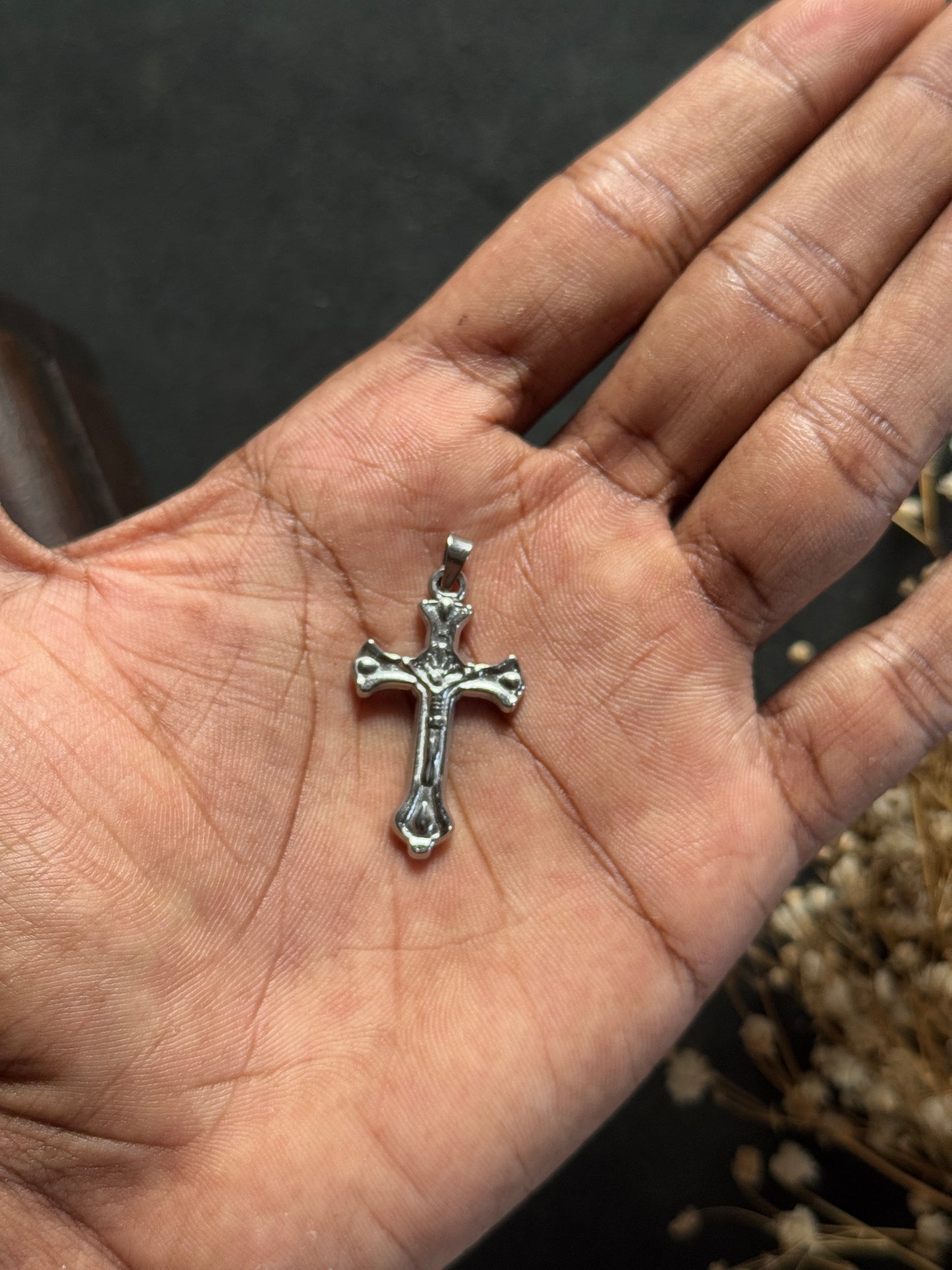 Cross stainless steel medium size silver pendant