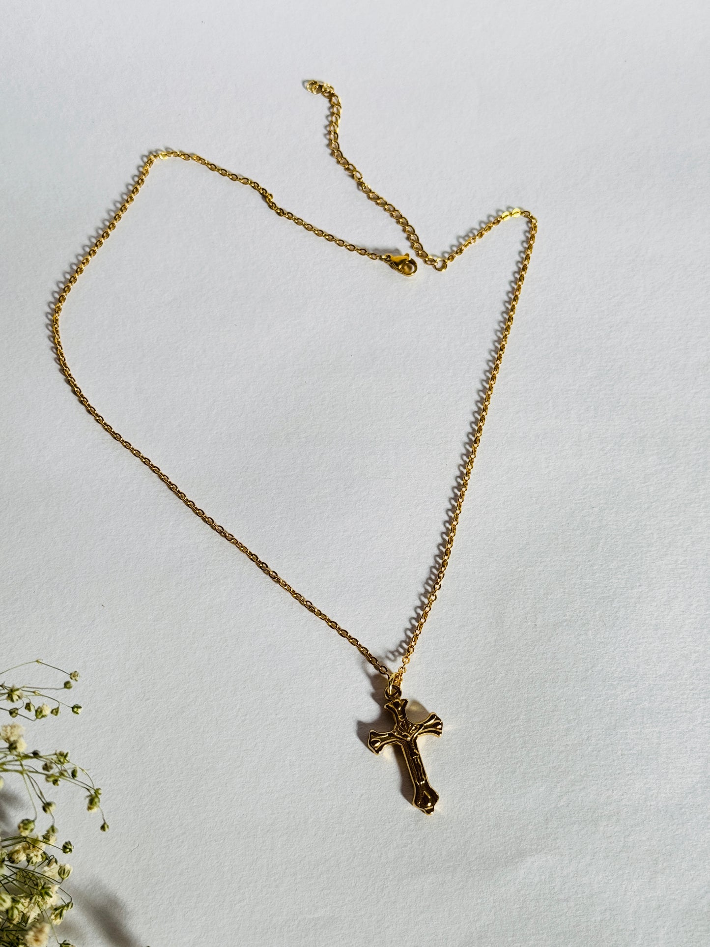 18k gold plated cross stainless steel medium size necklace