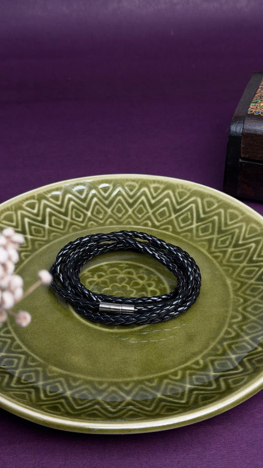 single twisted long leather bracelet
