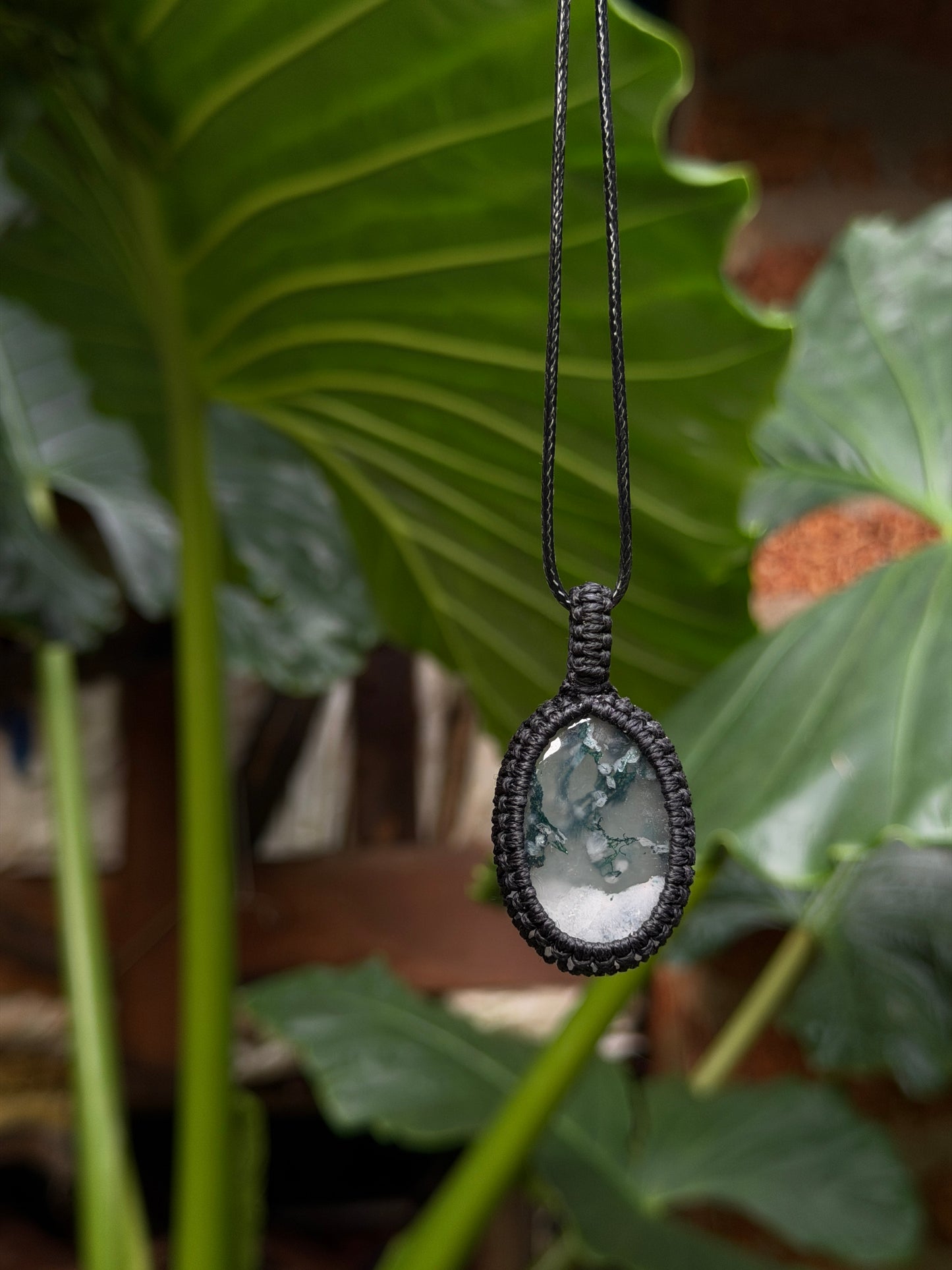 Moss agate macrame stone necklace