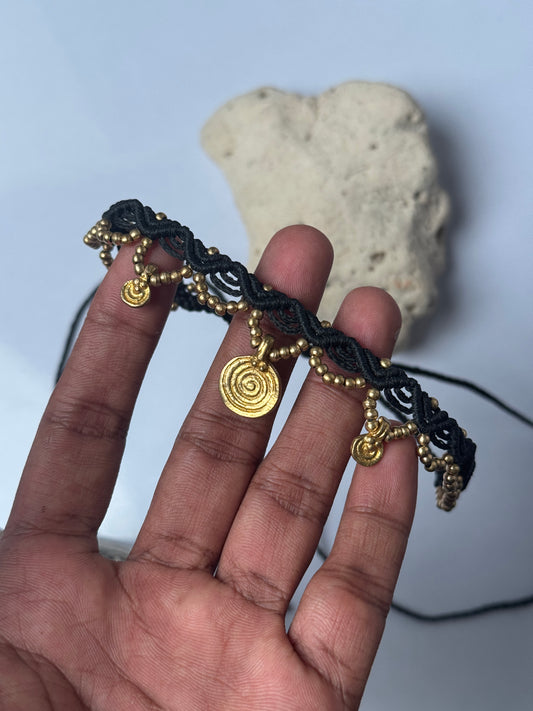 Macrame brass necklace / choker