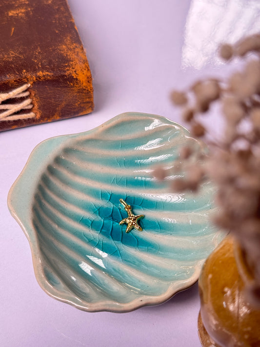 Starfish small  stainless steel golden pendant with hook (18k gold-plated )