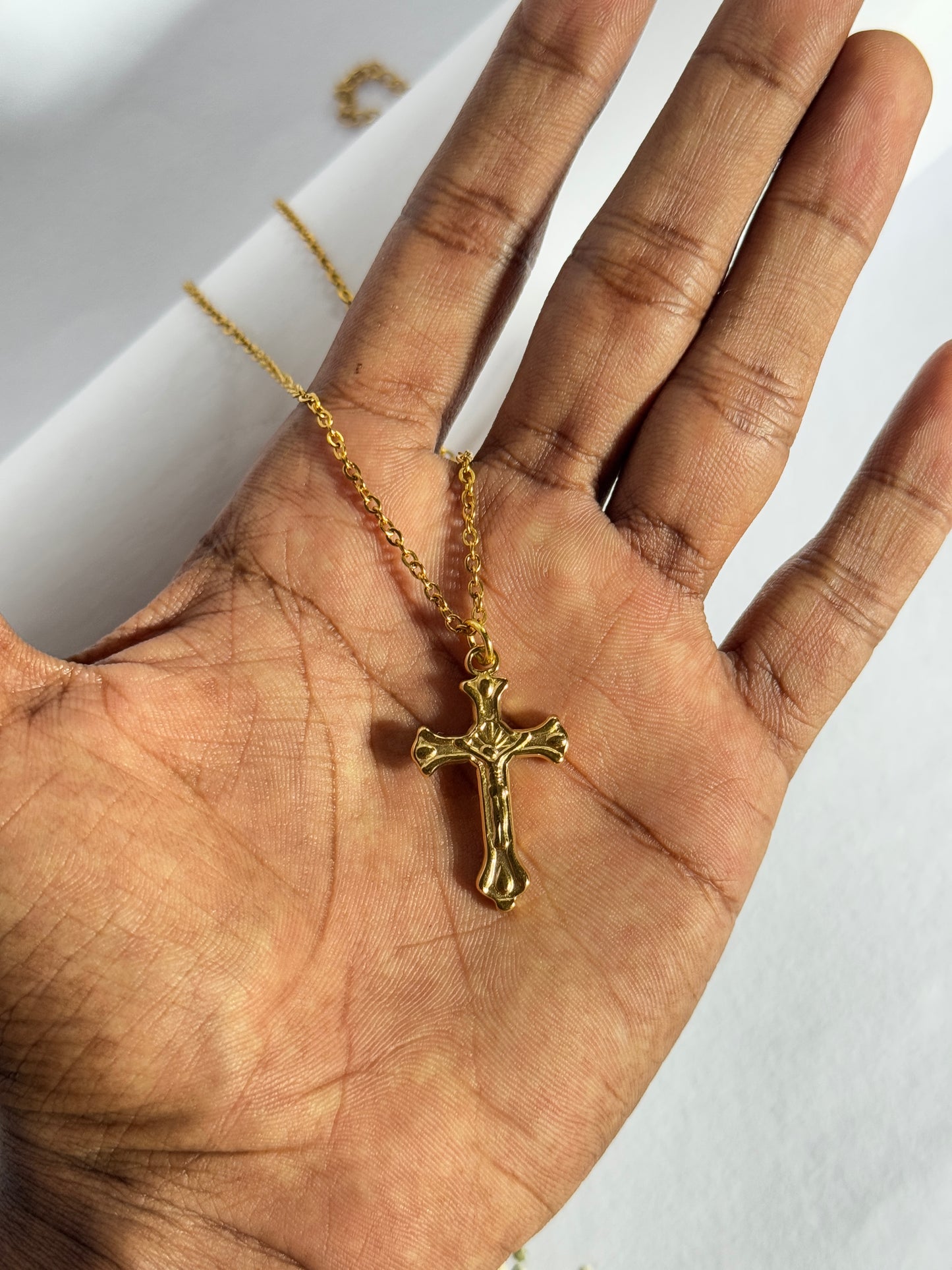 18k gold plated cross stainless steel medium size necklace