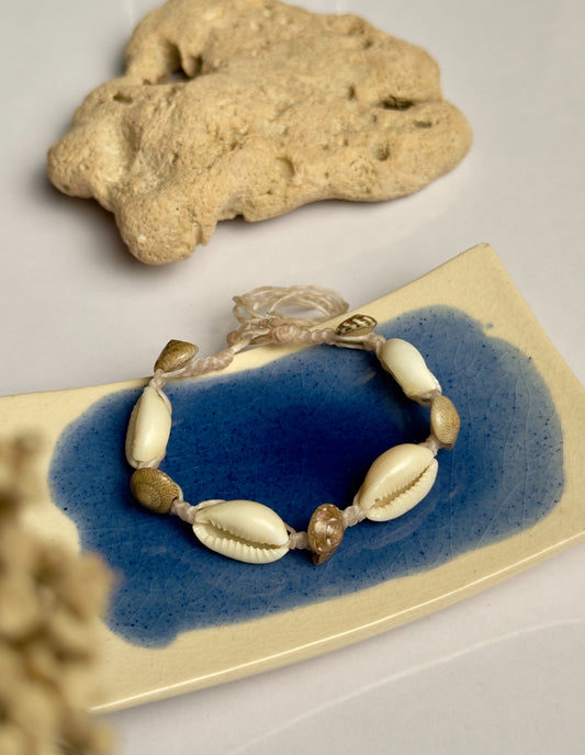 Shell anklet