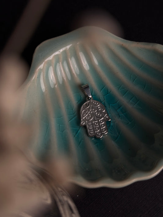 Filigree Hamsa hand Pendant