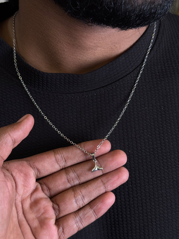 Fish tail minimal stainless steel adjustable necklace
