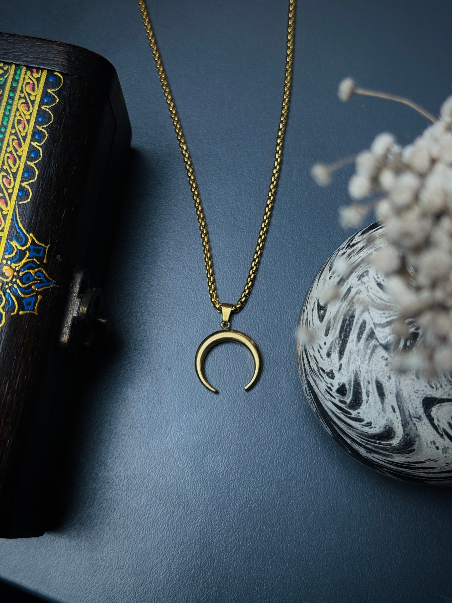 Moon 18k gold plated stainless steel chain