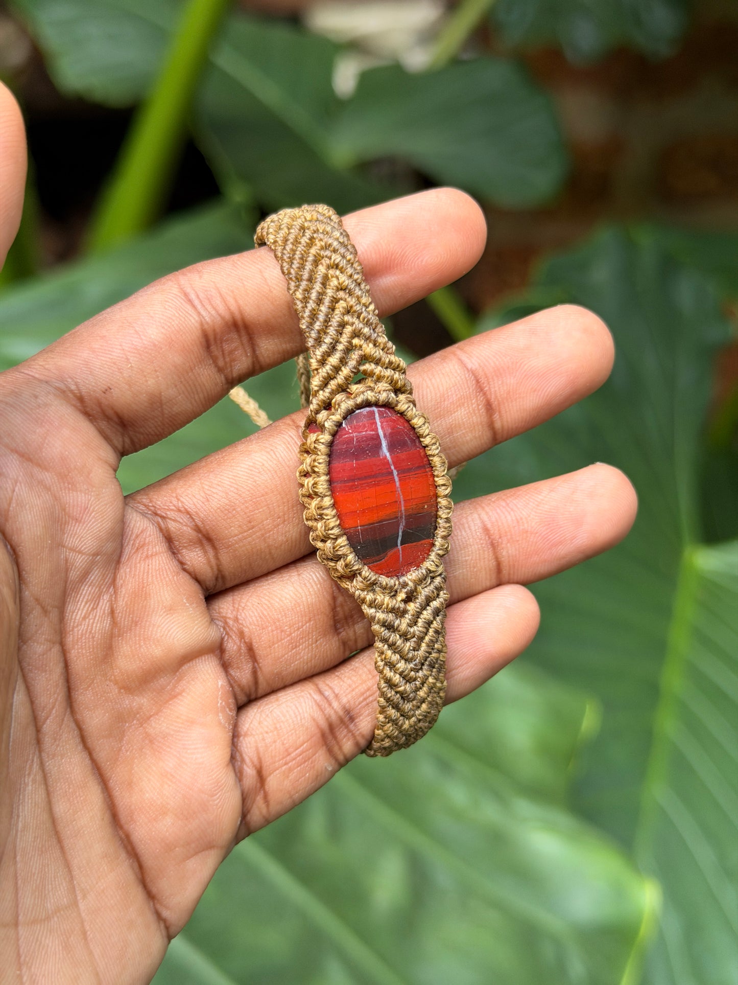 Tiger eye stone macrame adjustable bracelet