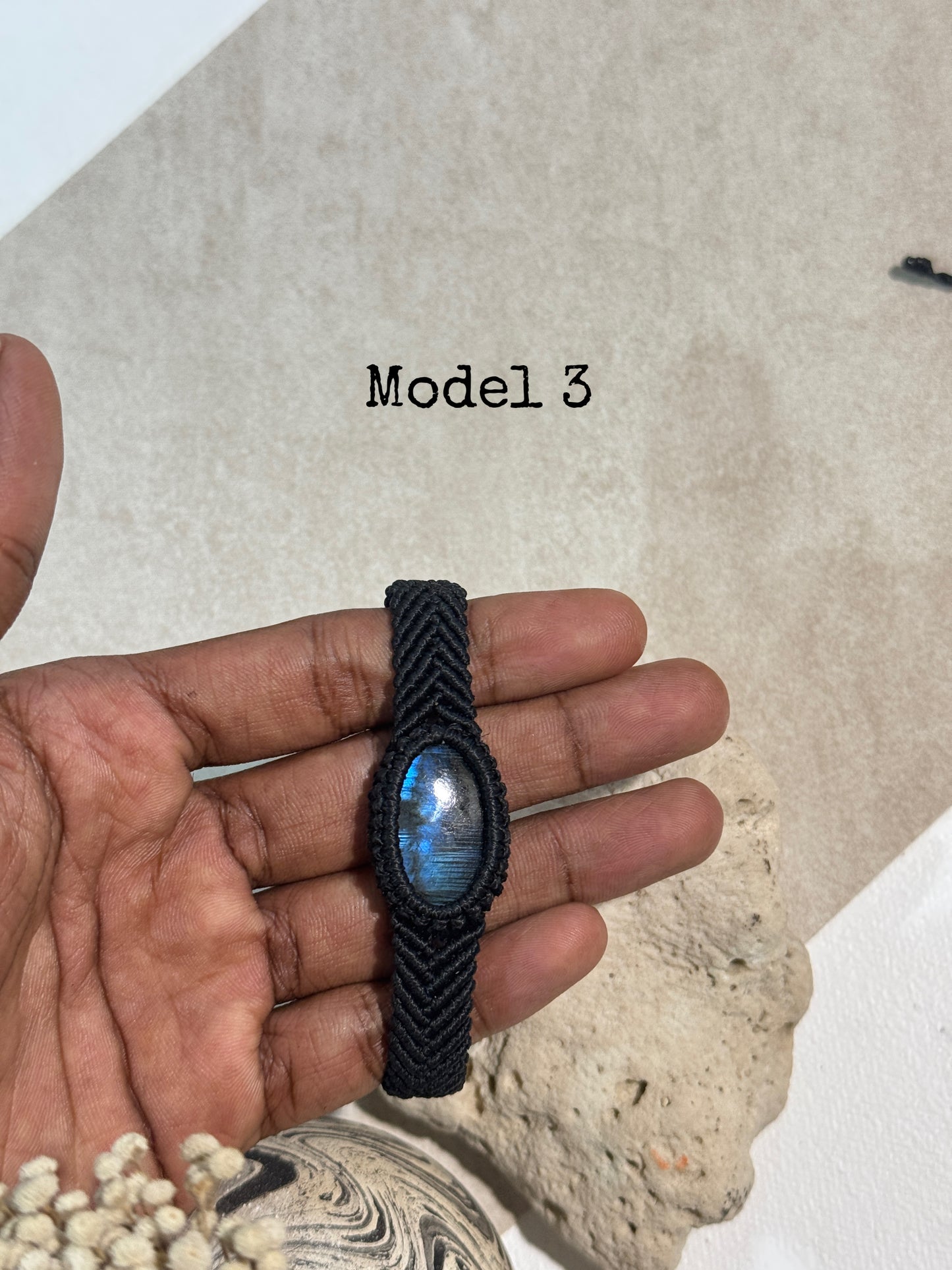 Labradorite stone macramé adjustable bracelet