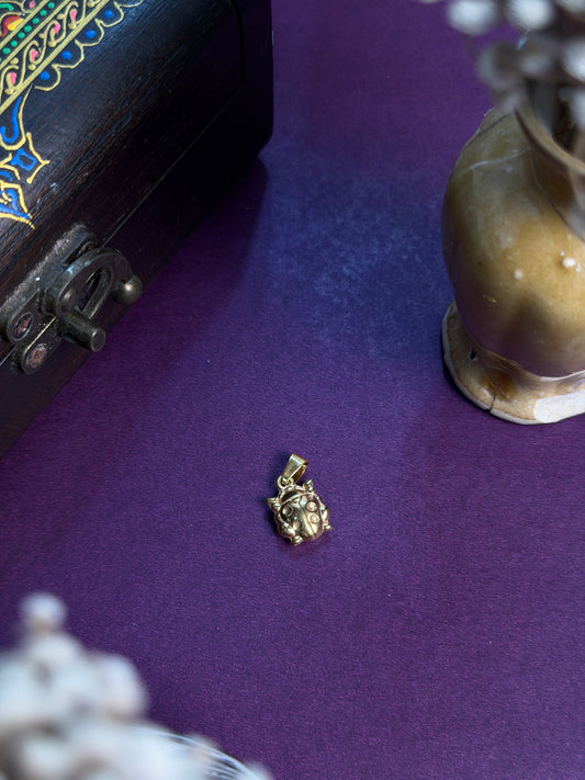 Lady bug 18 k gold plated stainless steel pendant with hook
