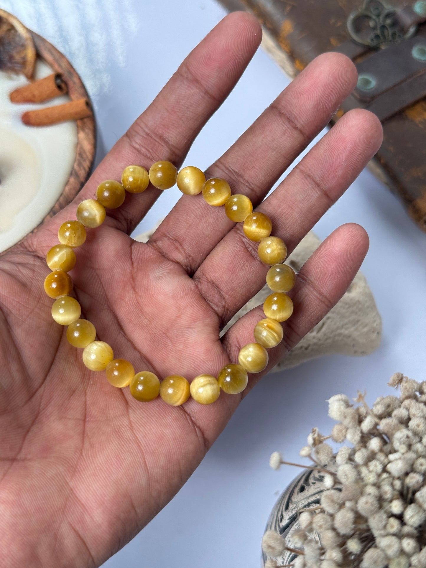Tiger eye bracelet ( lemon yellow shade )