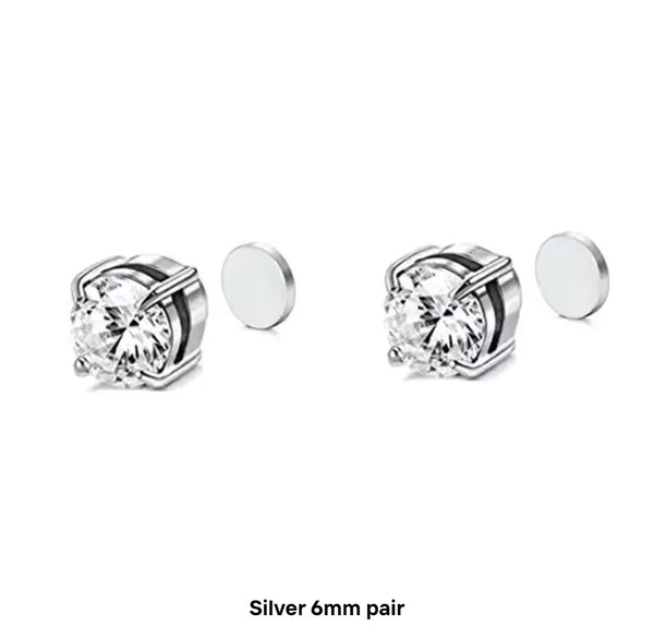 Round magnetic studs in white stone