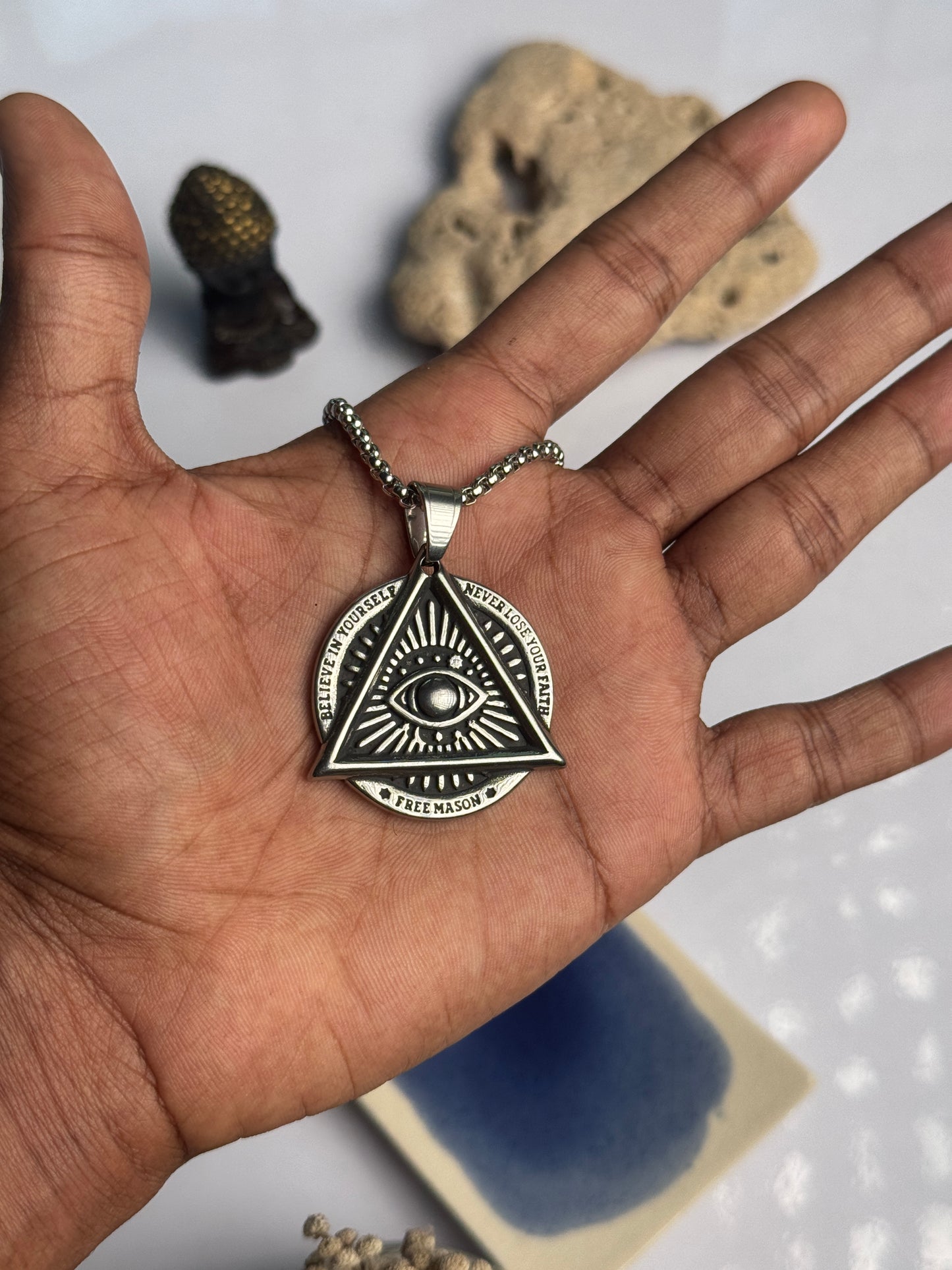 Illuminati big premium stainless steel 60 cm chain