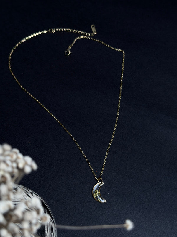 Yellow Queen annes lace moon shape 18k gold plated necklace