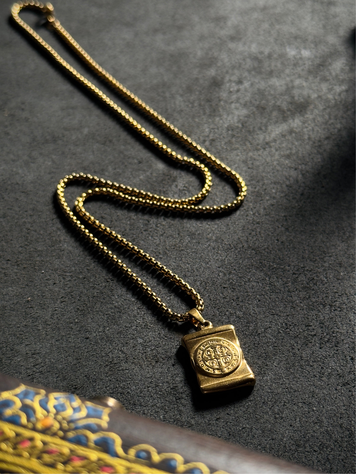 Square double  sided cross Stainless steel golden necklace (18k gold-plated )