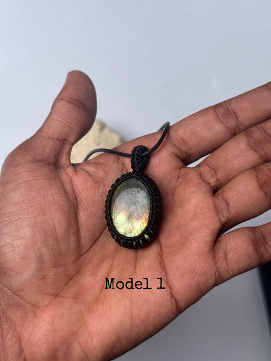 Labradorite macrame adjustable necklace