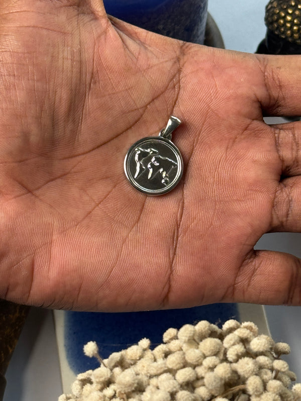 World map stainless steel silver pendant with hook