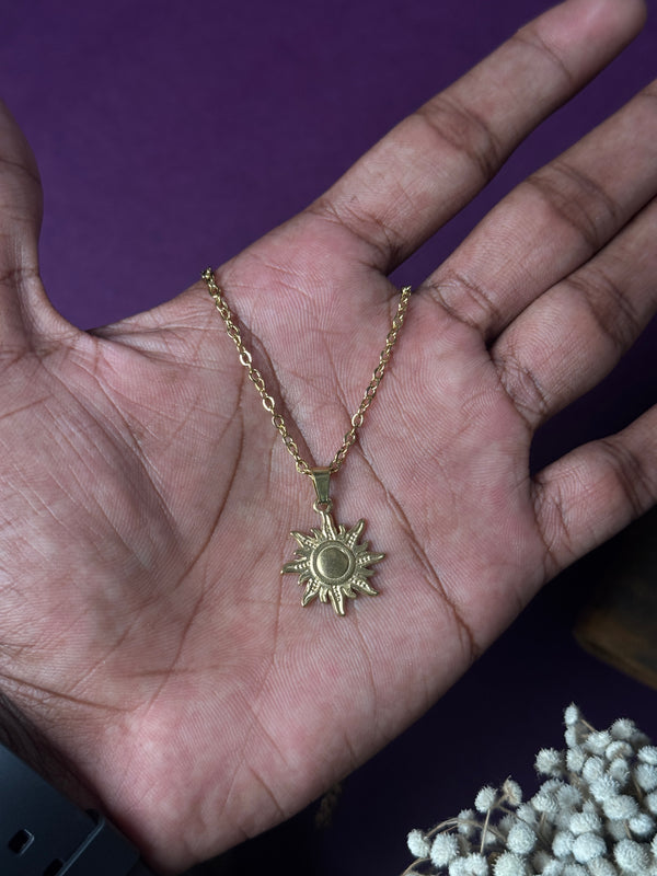 Sun 18k gold plated stainless steel necklace