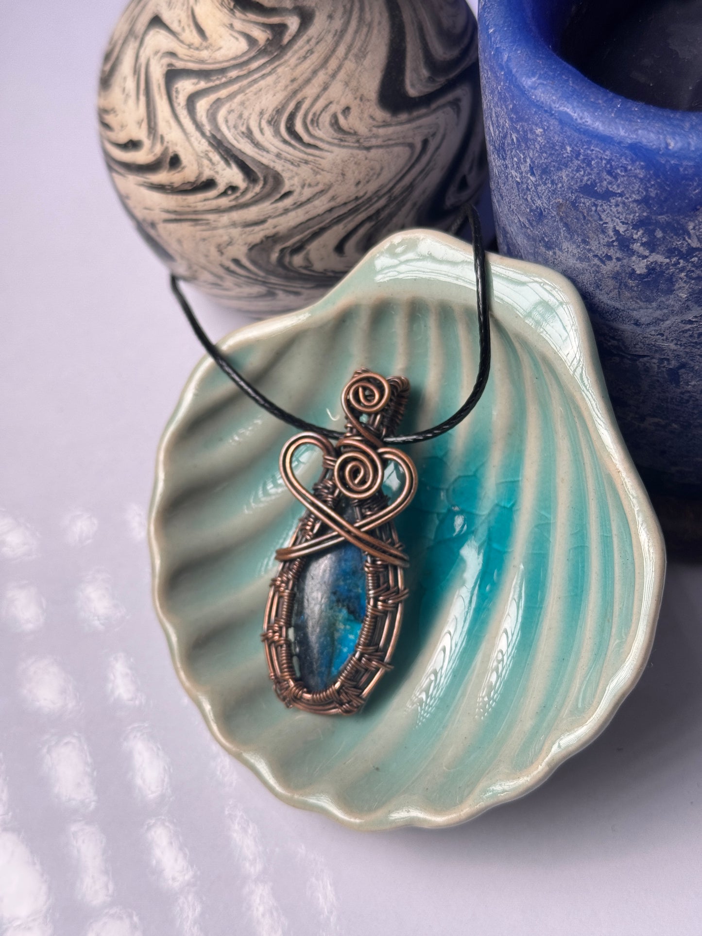 Labradorite oval shape copper wire wrapped necklace