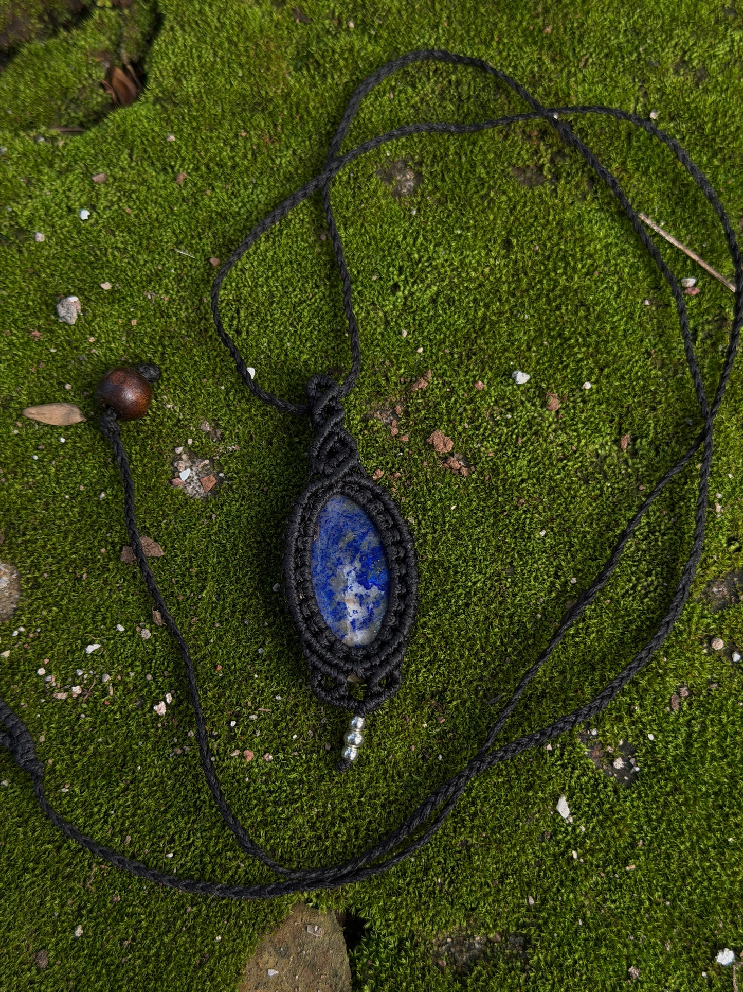 Natural macrame stone collection