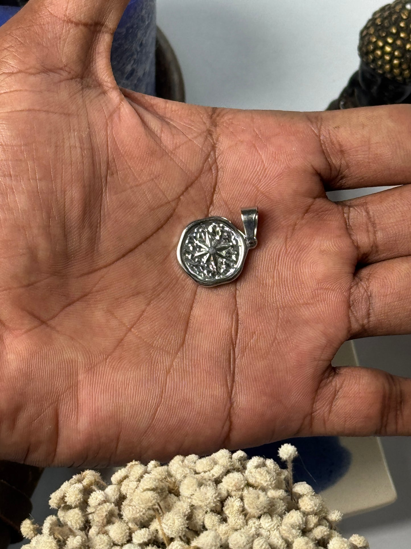 Star round stainless steel silver pendant with hook