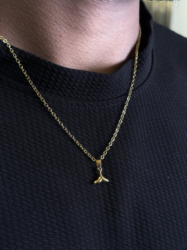 Fish tail 18k gold plated minimal stainless steel necklace